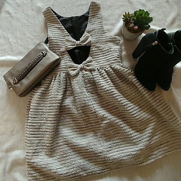 Altar'd state dress - Picture 2 of 4